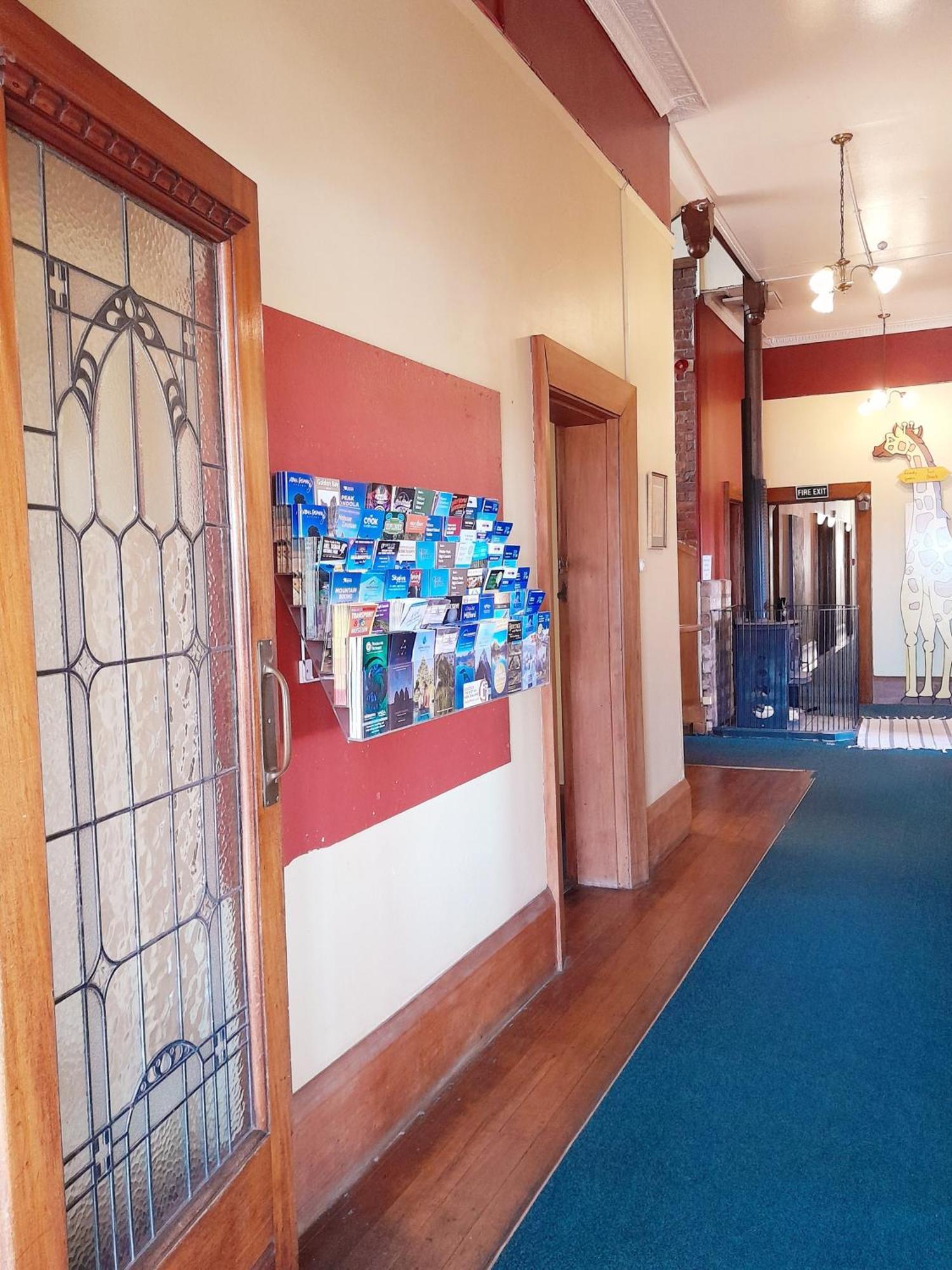 Auberge de jeunesse Noah'S Ark Backpackers à Greymouth Extérieur photo
