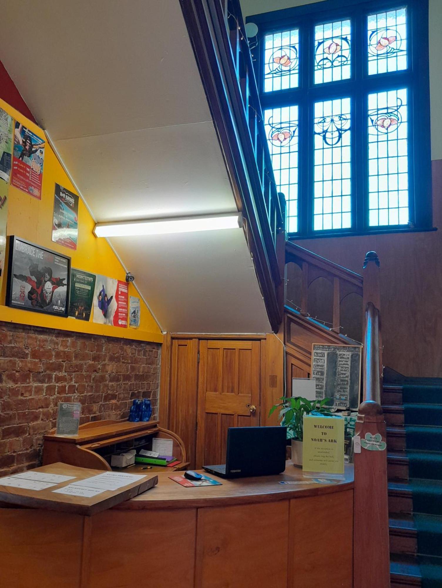 Auberge de jeunesse Noah'S Ark Backpackers à Greymouth Extérieur photo
